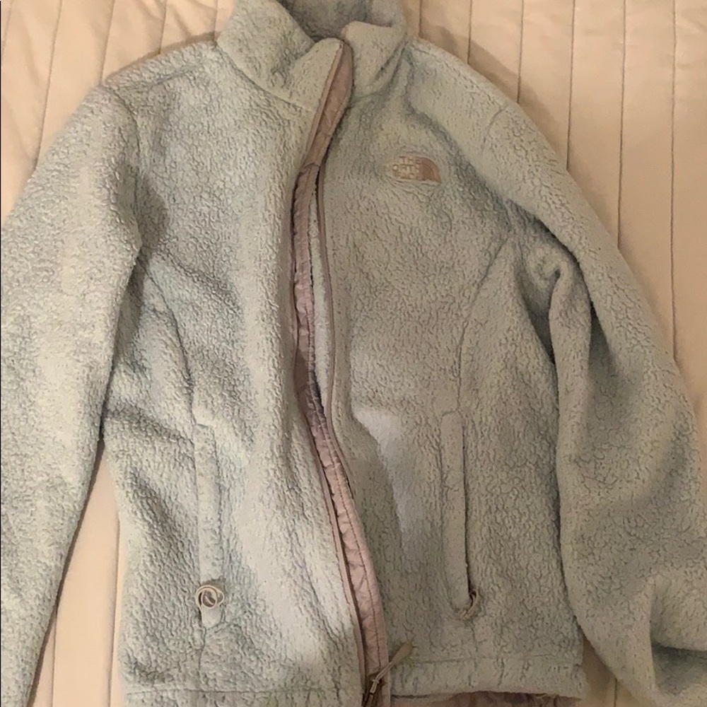 north face fuzzy jacket